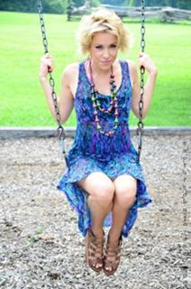 Farah Fath feet photo 8