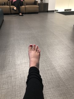 Farah Fath feet photo 20