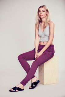 Farah Holt feet photo 17