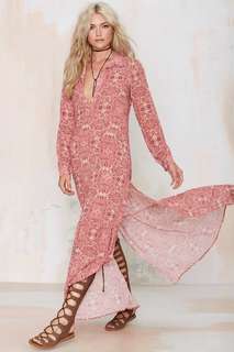 Farah Holt feet photo 2