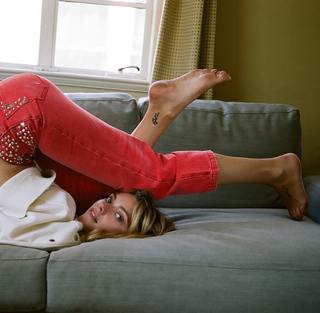 Farah Holt feet photo 4
