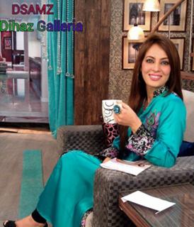 Farah Hussain feet photo 9