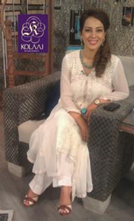 Farah Hussain feet photo 4