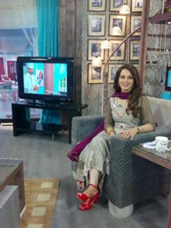 Farah Hussain feet photo 20