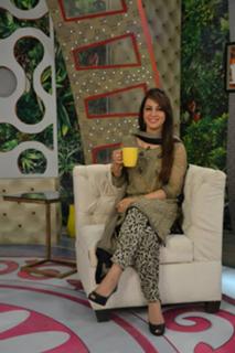 Farah Hussain feet photo 18