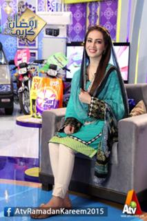 Farah Hussain feet photo 12