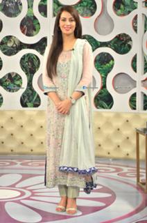 Farah Hussain feet photo 3
