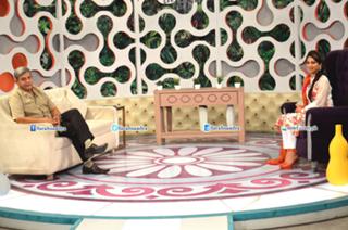 Farah Hussain feet photo 15