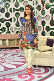 Farah Hussain feet photo 13