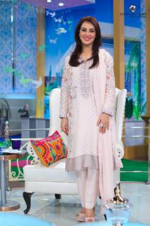 Farah Hussain feet photo 7