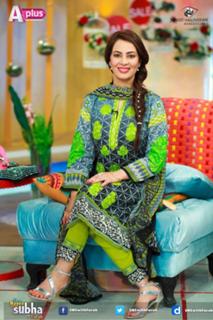 Farah Hussain feet photo 7