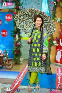 Farah Hussain feet photo 6