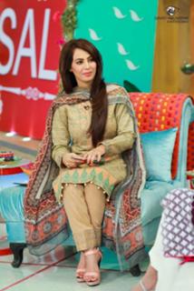 Farah Hussain feet photo 19