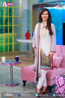 Farah Hussain feet photo 20