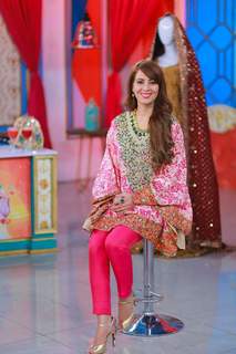 Farah Hussain feet photo 5
