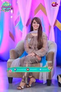 Farah Hussain feet photo 14