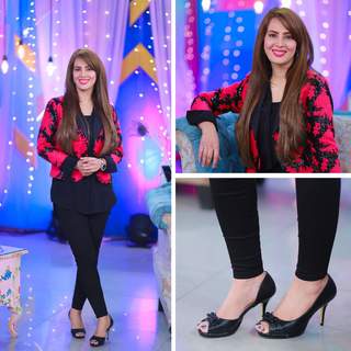 Farah Hussain feet photo 6