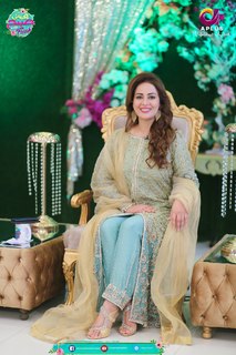 Farah Hussain feet photo 7