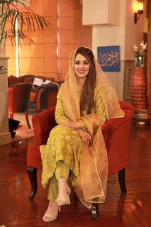 Farah Hussain feet photo 17