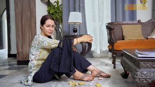 Farah Hussain feet photo 13