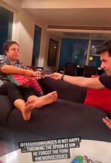 Farah Khan feet photo 3