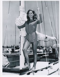 Farrah Fawcett feet photo thumbnail