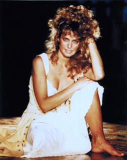 Farrah Fawcett feet photo thumbnail