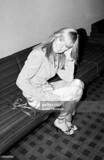 Farrah Fawcett feet photo thumbnail