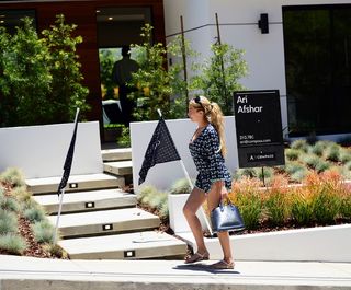 Farrah Laurel Abraham feet photo thumbnail
