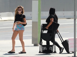 Farrah Laurel Abraham feet photo thumbnail