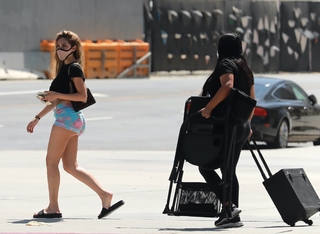 Farrah Laurel Abraham feet photo thumbnail