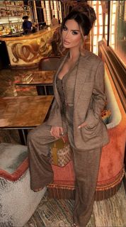 Faryal Makhdoom feet photo 17