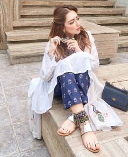 Fatima Kasuri feet photo 8