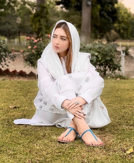 Fatima Kasuri feet photo 17