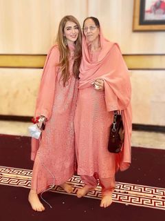 Fatima Kasuri feet photo 1