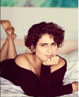 Fatima Sana Shaikh feet photo thumbnail