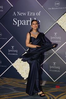 Fatima Sana Shaikh feet photo thumbnail