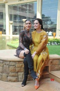 Fatima Sana Shaikh feet photo thumbnail