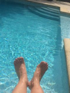 Faustine Bollaert feet photo thumbnail