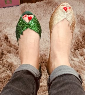 Faustine Bollaert feet photo thumbnail