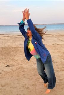 Faustine Bollaert feet photo 9