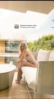Faustyna Fuginska feet photo 3