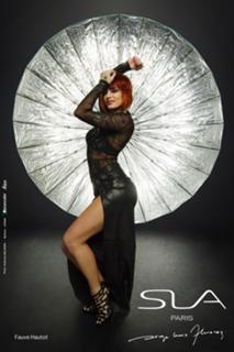 Fauve Hautot feet photo 18