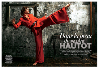 Fauve Hautot feet photo 6