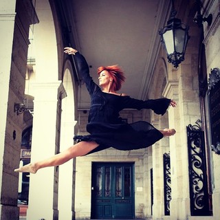 Fauve Hautot feet photo 1