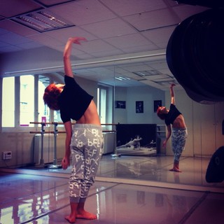 Fauve Hautot feet photo 18