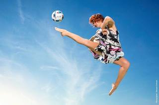 Fauve Hautot feet photo 16