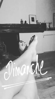 Fauve Hautot feet photo 11