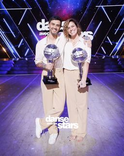 Fauve Hautot feet photo 2
