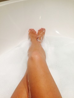 Faye Brookes feet photo 3